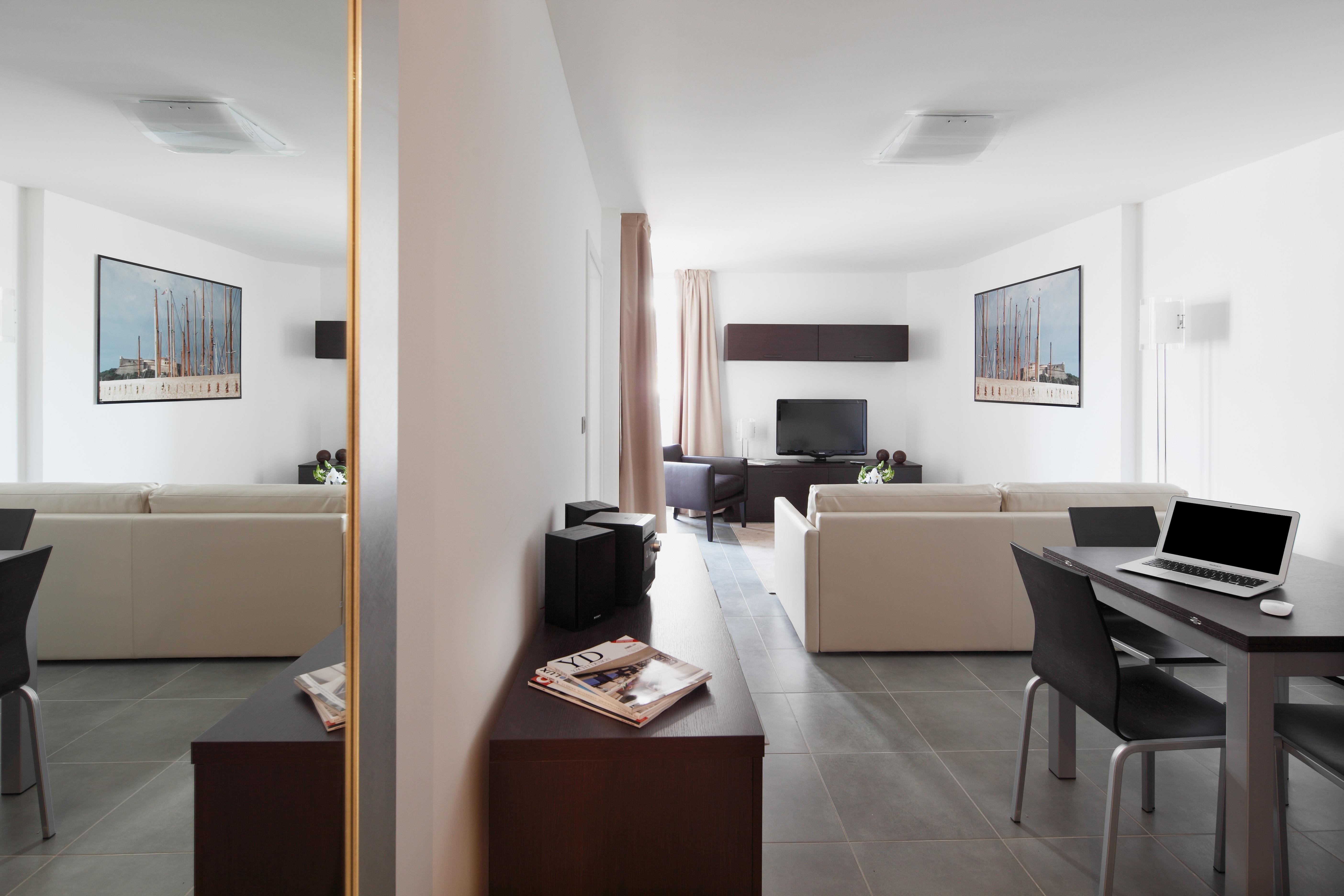 Royal Antibes - Luxury Hotel, Residence, Beach & Spa מראה חיצוני תמונה